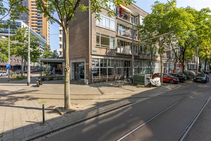 Bekijk foto 32 van Maasstraat 4-B