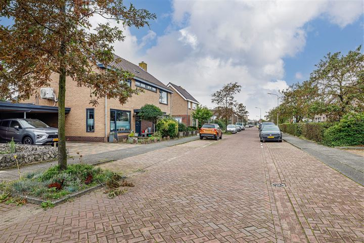 Bekijk foto 39 van Burgemeester Rothestraat 102--102A