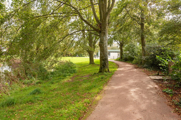 Bekijk foto 28 van Baetenburg 100