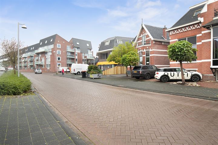 Bekijk foto 49 van Emmastraat 4