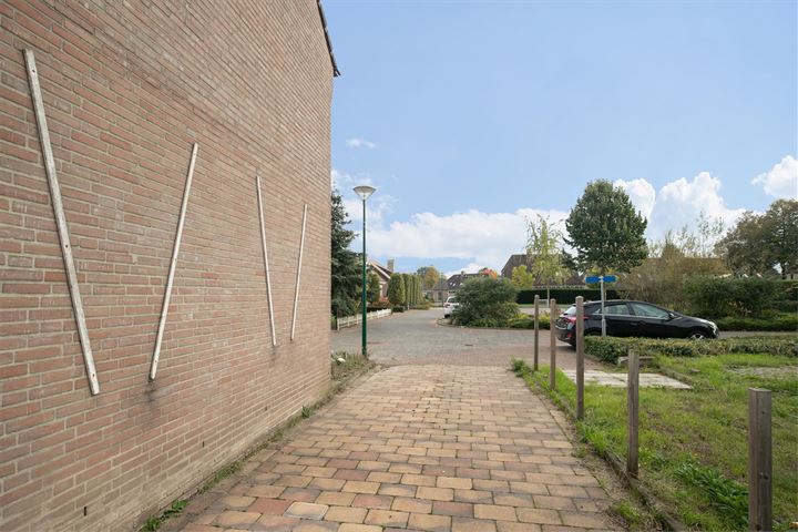 Bekijk foto 27 van Klaroenstraat 21