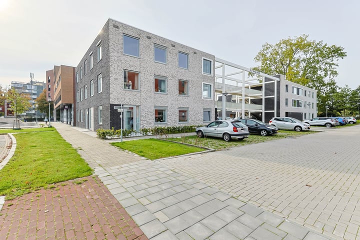 Bekijk foto 1 van Kerkstraat 144-J