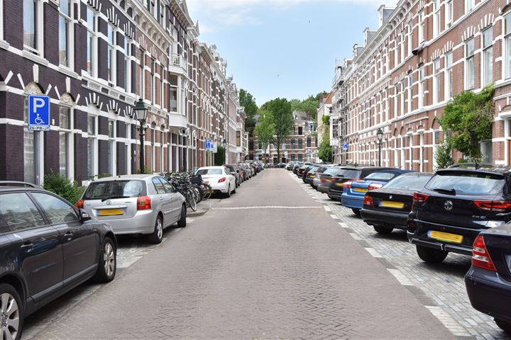 Bekijk foto 69 van De Perponcherstraat 110