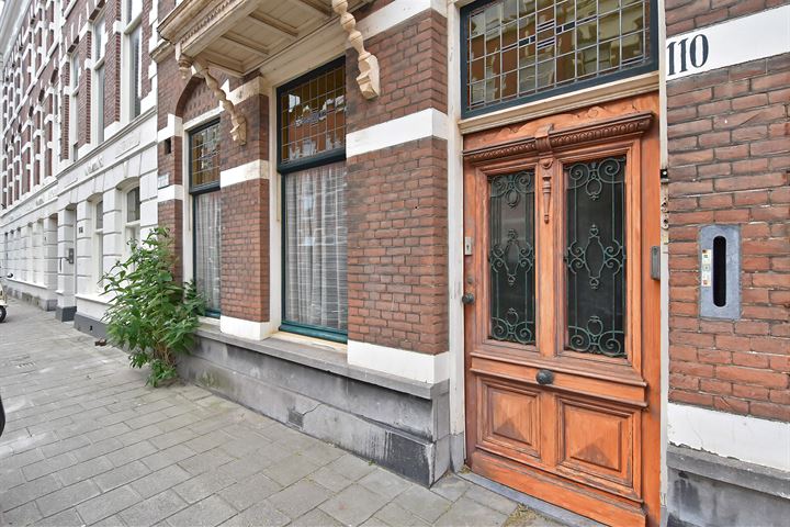 Bekijk foto 67 van De Perponcherstraat 110