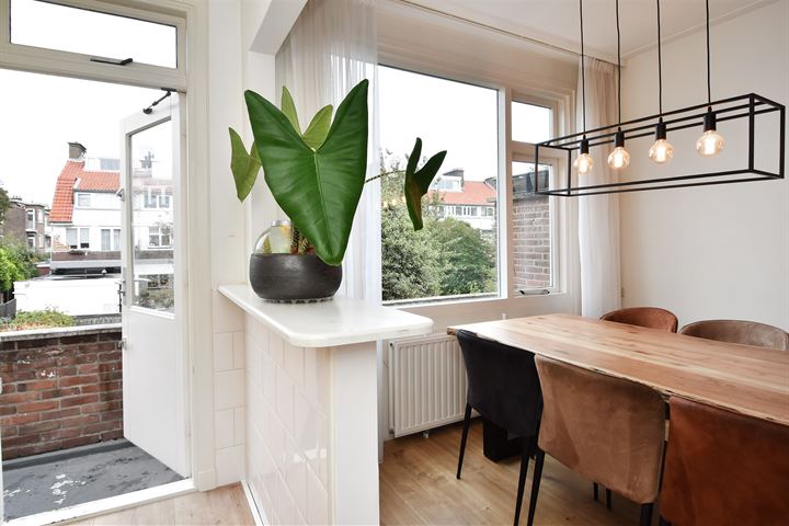 Bekijk foto 10 van Huisduinenstraat 8