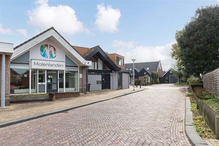 Burgemeester Viezeestraat 3, Bleskensgraaf ca