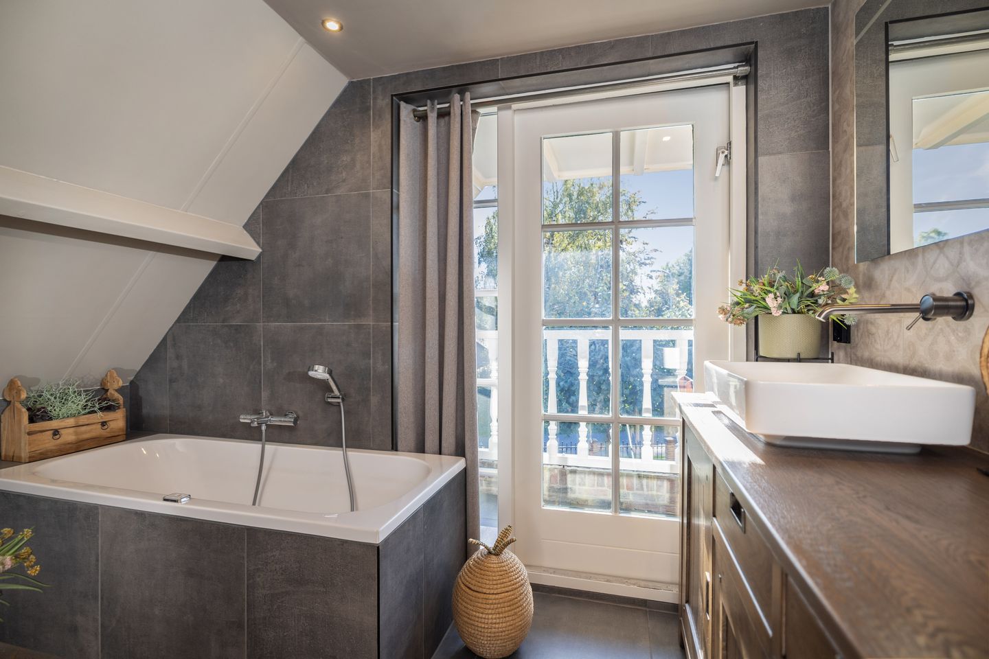 Foto 29 van Haneweg 27