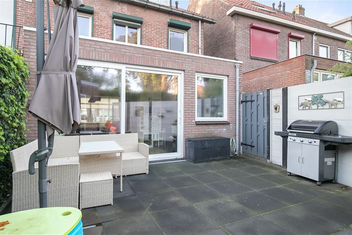 View photo 27 of Zeelsterstraat 100-B