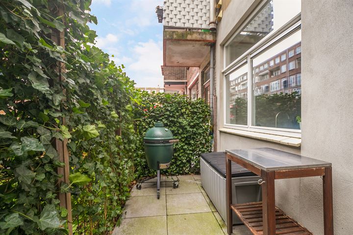 View photo 44 of Borgesiusstraat 103-A