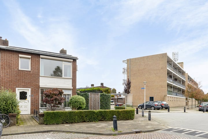 Bekijk foto 35 van Wolbergstraat 37