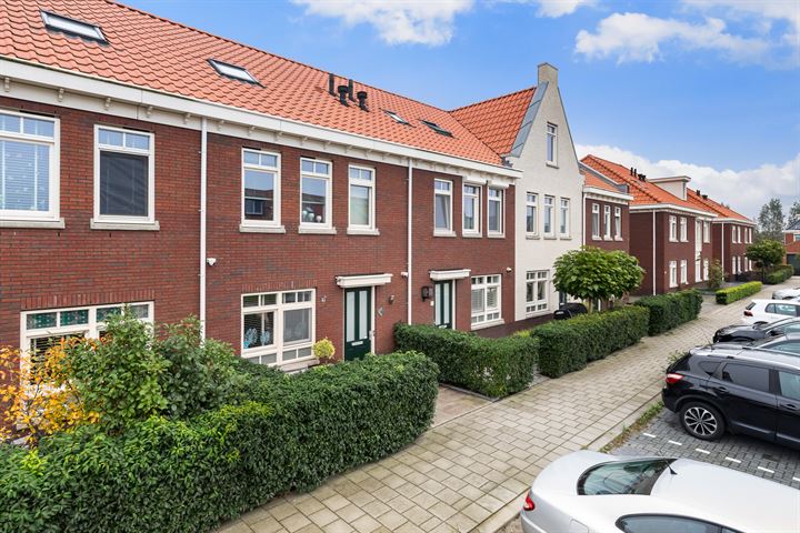 Bekijk foto 30 van Koetsierstuin 9