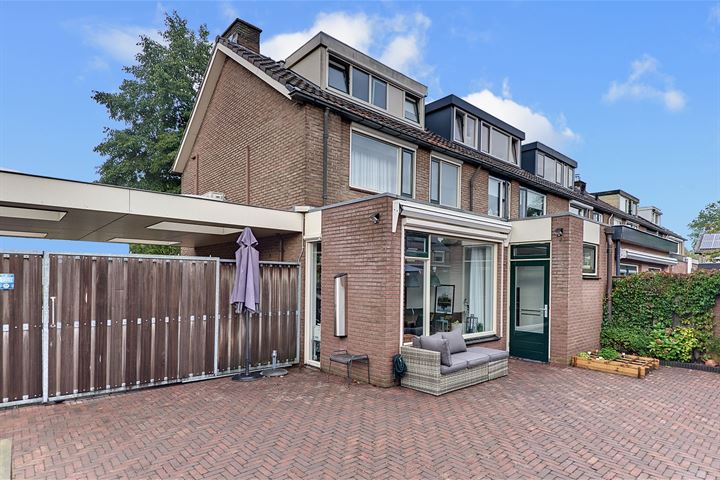 Bekijk foto 49 van Erasmusstraat 11