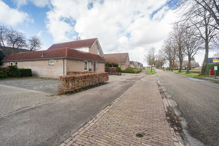 Photo 35 of Kerkenweg 25-A