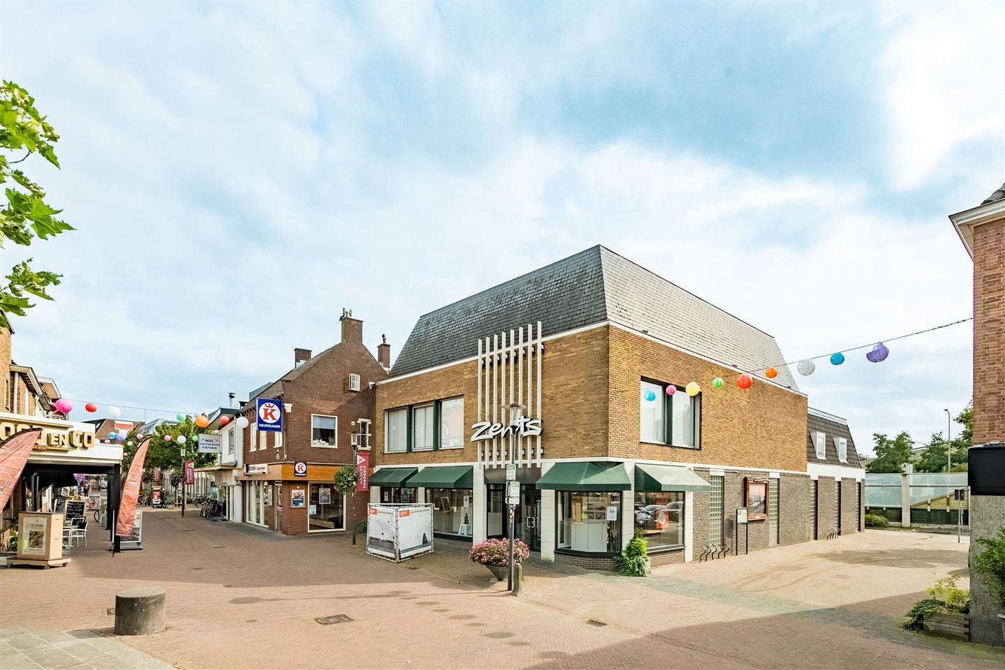 Bekijk foto 2 van Dorpsstraat 60