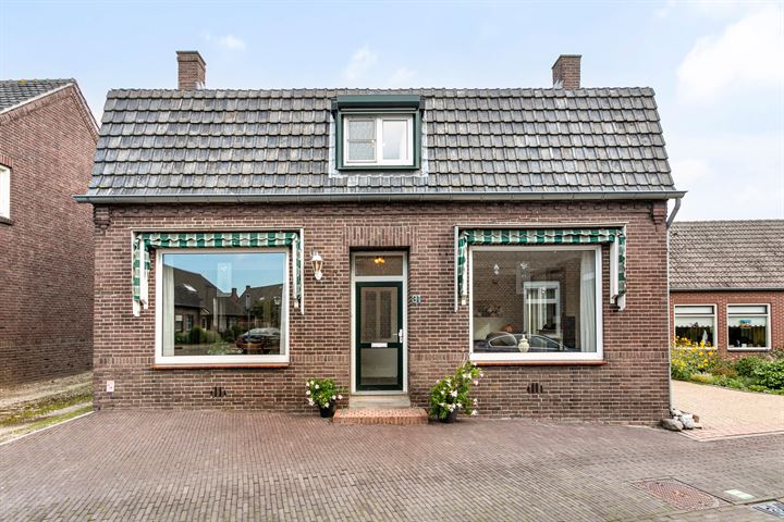 Bekijk foto 2 van Hoenderstraat 31