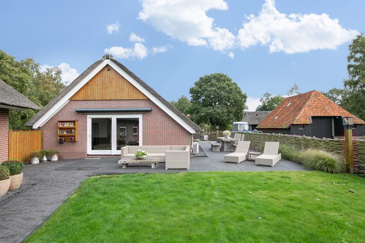 Foto 32 van Stationsstraat 32