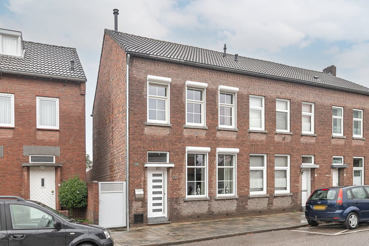 Bekijk foto 24 van Holstraat 66