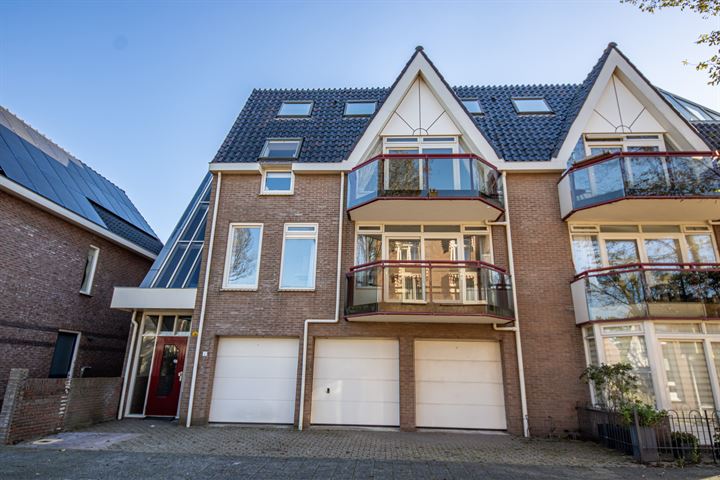 Bekijk foto 1 van Prins Hendrikstraat 2-B