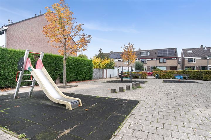 Bekijk foto 38 van Lokkenstraat 62