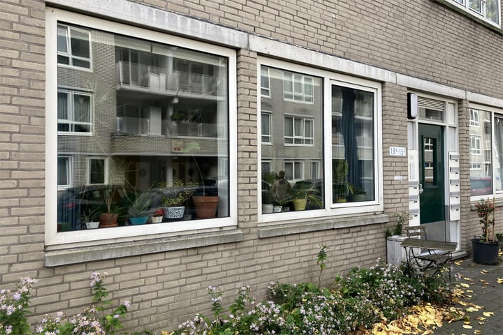 Bekijk foto 27 van Van der Poelstraat 15-A