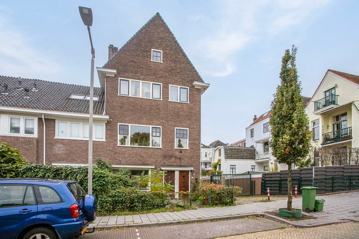 Bekijk foto 32 van C.A. Thiemestraat 26