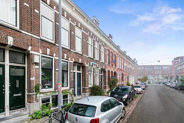 Bekijk foto 39 van Jacob Catsstraat 15-A