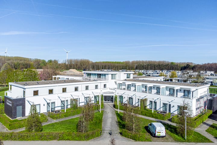 Foto 1 van Pluvierenweg 7