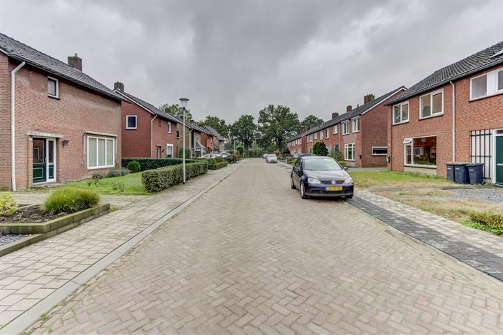 Bekijk foto 32 van Malandstraat 4