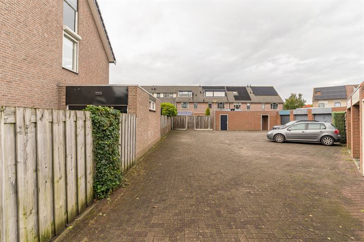 Bekijk foto 42 van Prinses Irenestraat 4