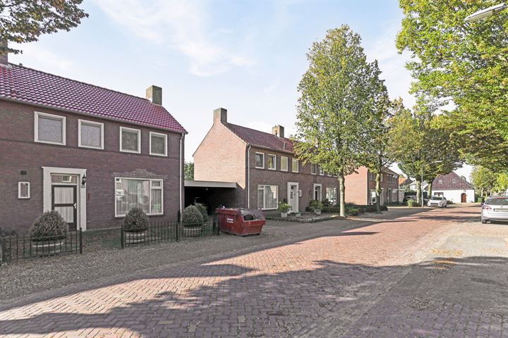 Bekijk foto 36 van Oranjestraat 23