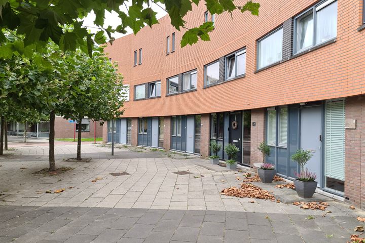 Bekijk foto 3 van van Eedenstraat 12