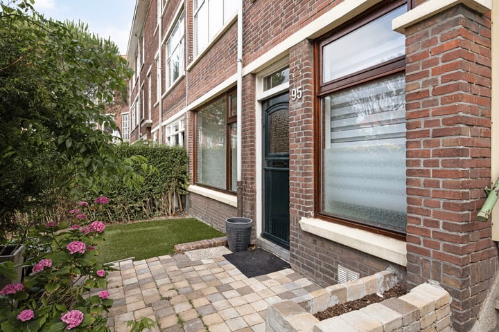 Bekijk foto 2 van Rederijkerstraat 95