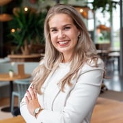 Lois Vreugdenhil - Commercieel medewerker