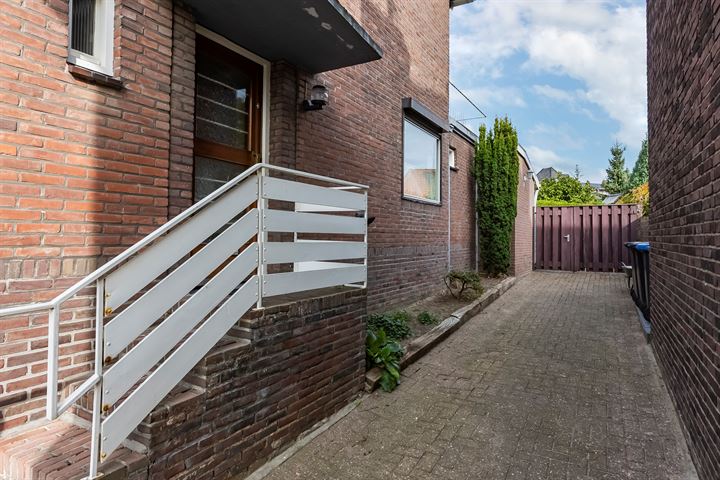 Bekijk foto 4 van Koestraat 40