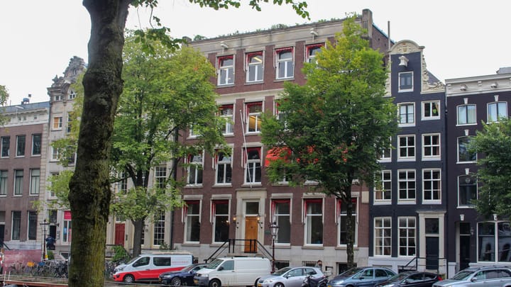Singel 126