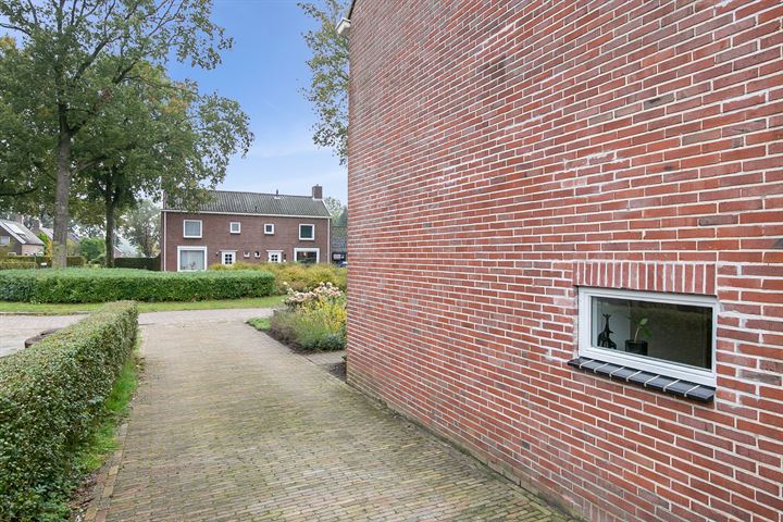 Bekijk foto 43 van Rijnskamp 10