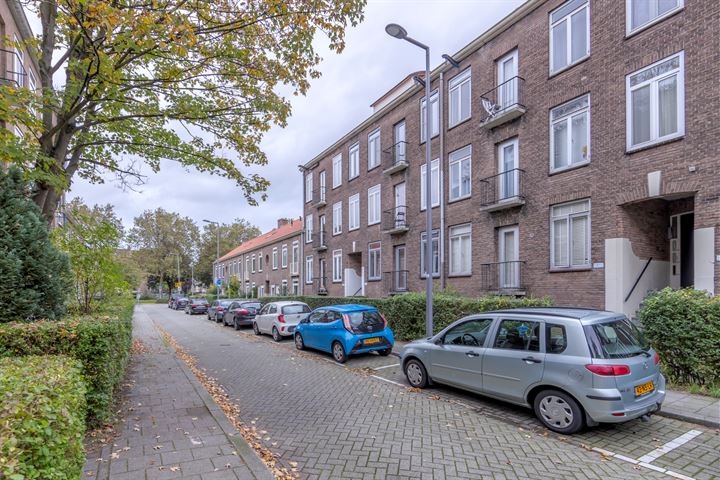 Bekijk foto 2 van Johan de Meesterstraat 10-B