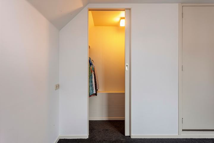 Bekijk foto 31 van Kruisstraat 60