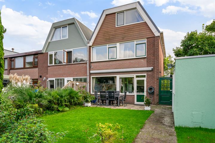 Bekijk foto 2 van Karwijstraat 37