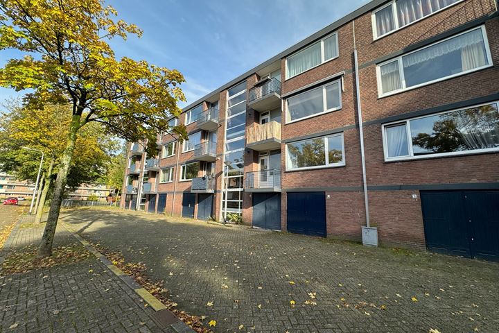 Bekijk foto 2 van Mangrovestraat 23