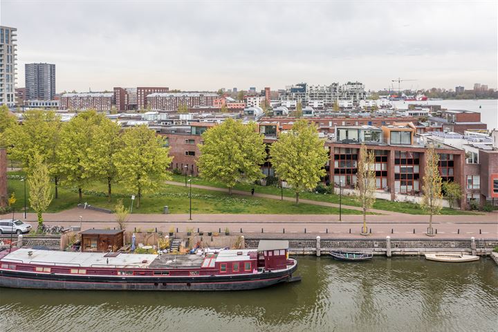 Bekijk foto 41 van Lampenistenstraat 21