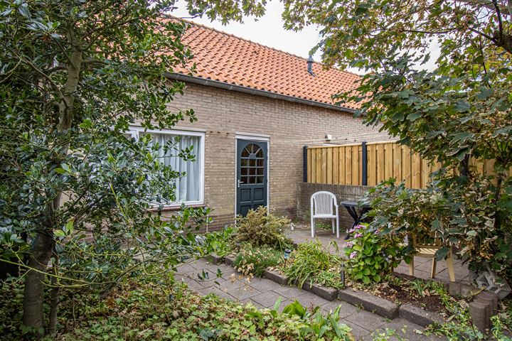 Bekijk foto 37 van Marshallstraat 17