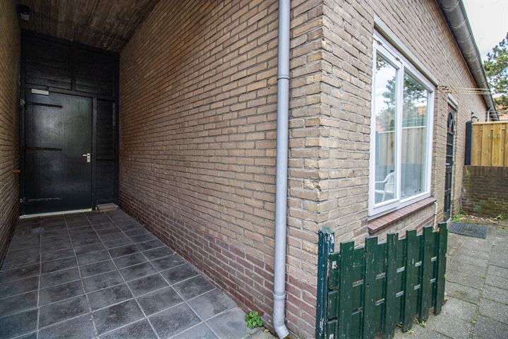 Bekijk foto 38 van Marshallstraat 17