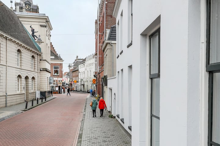 Bekijk foto 4 van Sint Josephstraat 10