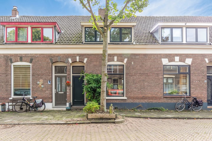 Bekijk foto 1 van Oosterstraat 46