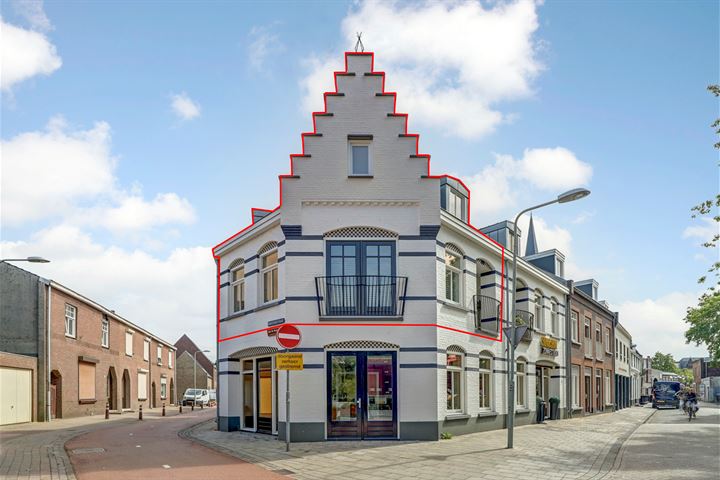 Bekijk foto 1 van Bontekoestraat 33