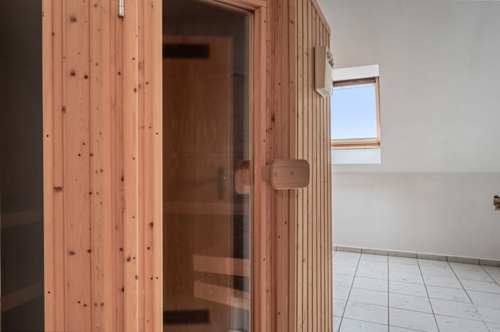 Foto 31 van Falkenstrasse 1