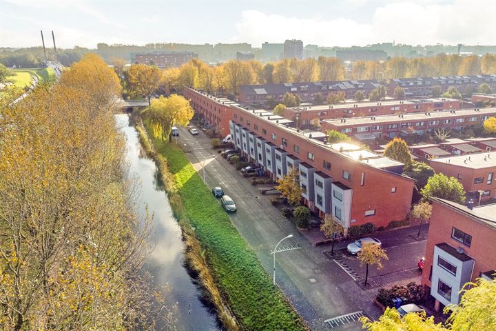 Bekijk foto 34 van Bussenmakerstraat 43