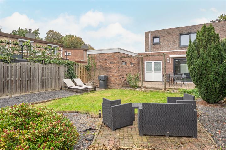 View photo 33 of Parkweg 52