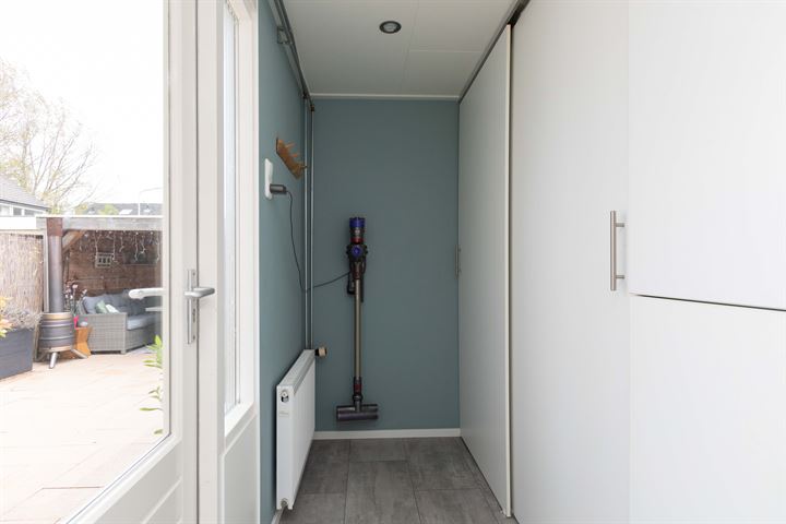 Bekijk foto 12 van Johan de Wittstraat 34